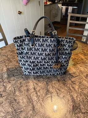 Michael Kors Signature MK Logo Jaquard Jet Set Tote Bag with Side Pockets